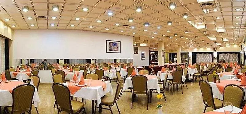 Europa Hotels & Congress Center Budapest 3*,