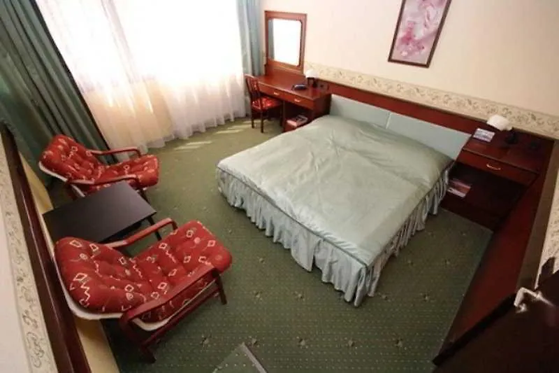 Europa Hotels & Congress Center Budapest 3*,